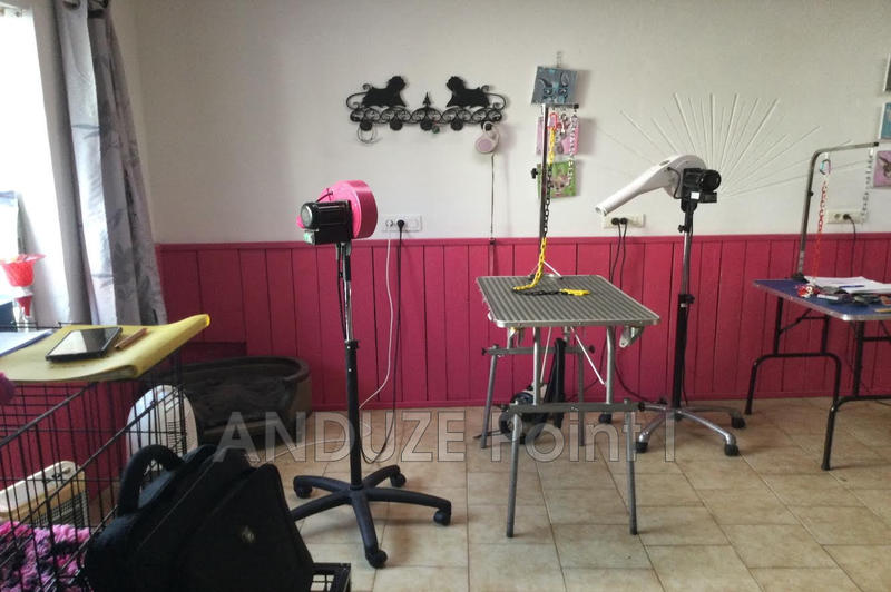 Fonds de commerce - Magasins - 56 m²