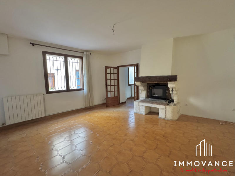 Maison - 296 m² - 10 pièces