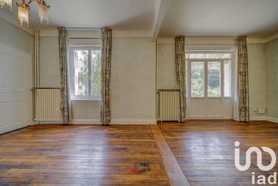 Maison - 193 m² - 8 pièces