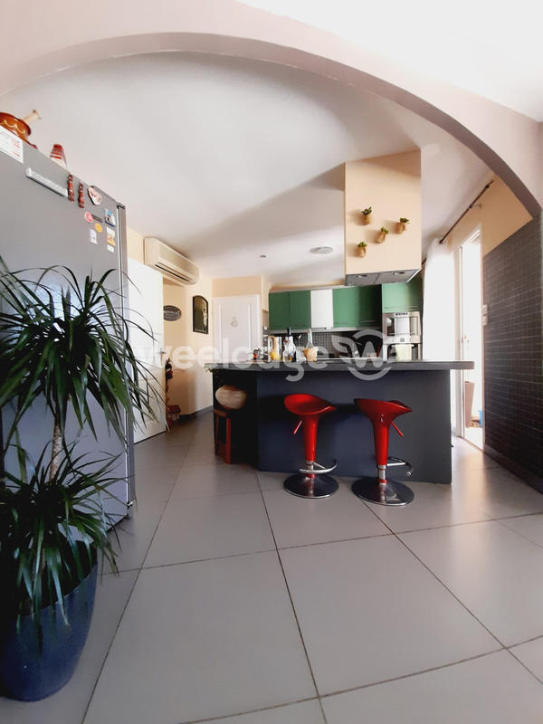 Maison - 140 m² - 4 pièces