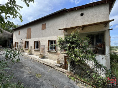 Maison ancienne - 186 m² - 8 pièces