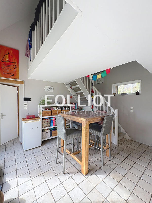 Maison - 142 m² - 7 pièces