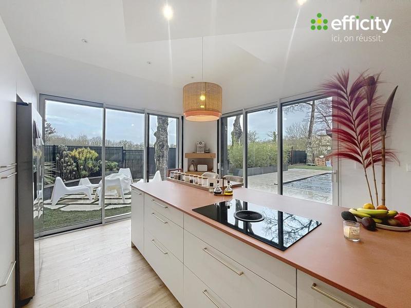 Maison - 175 m² - 6 pièces