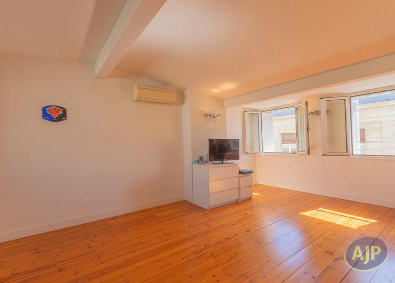 Maison - 190 m² - 7 pièces