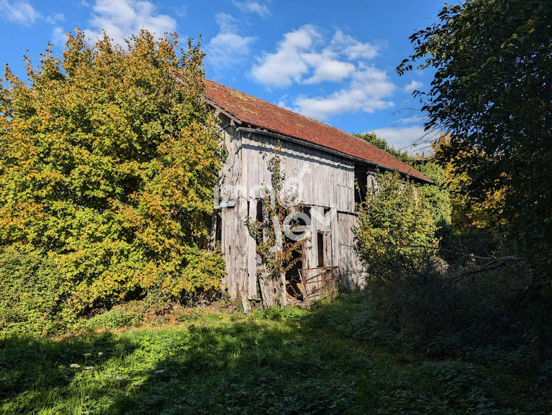 Maison de village - 360 m² - 10 pièces