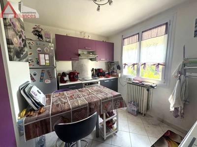 Maison - 67 m² - 4 pièces