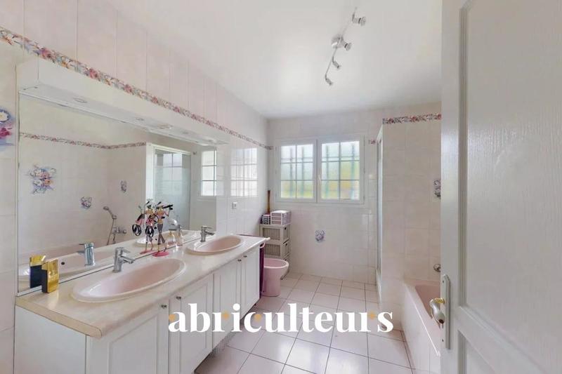 Maison - 160 m² - 5 pièces