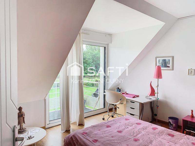 Maison - 212 m² - 7 pièces