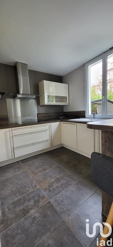 Maison - 98 m² - 5 pièces