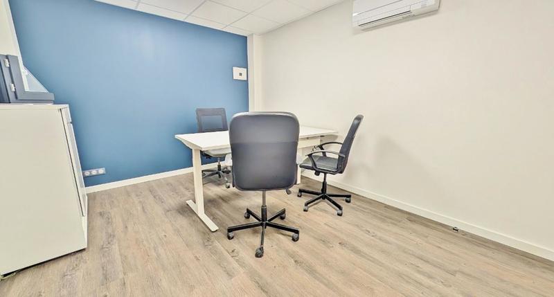 Bureau - 240 m² - 7 pièces