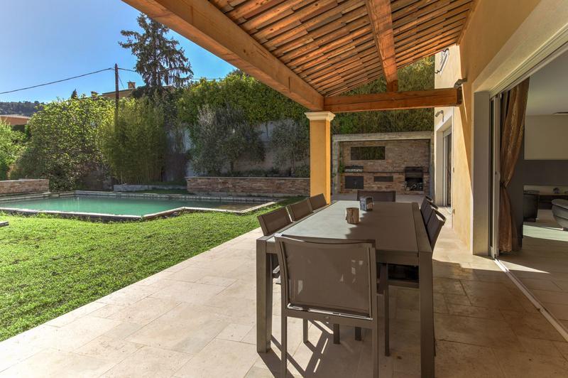 Maison - 175 m² - 6 pièces