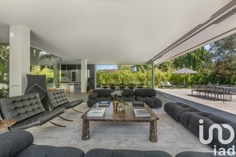 Maison de maîtres - 700 m² - 6 pièces