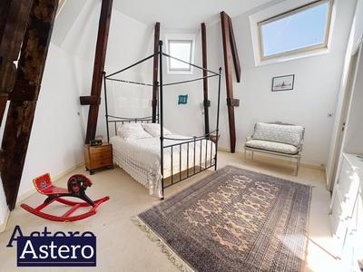 Maison bourgeoise - 290 m² - 9 pièces