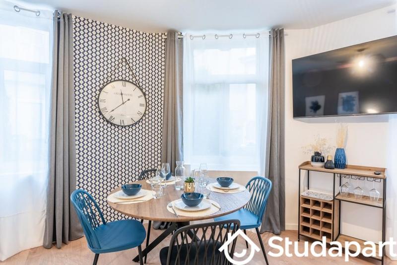 Chambre - 10 m² - 1 pièce