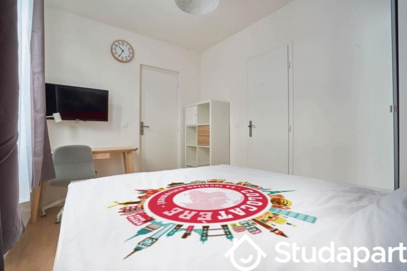 Chambre - 11 m² - 1 pièce