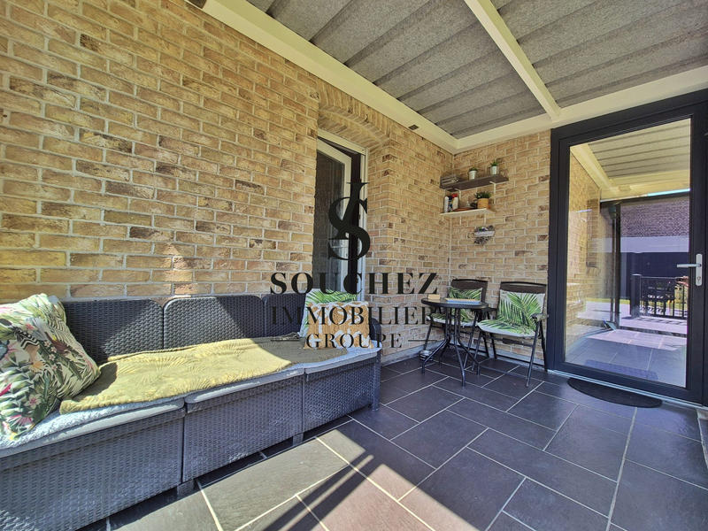 Maison - 200 m² - 8 pièces