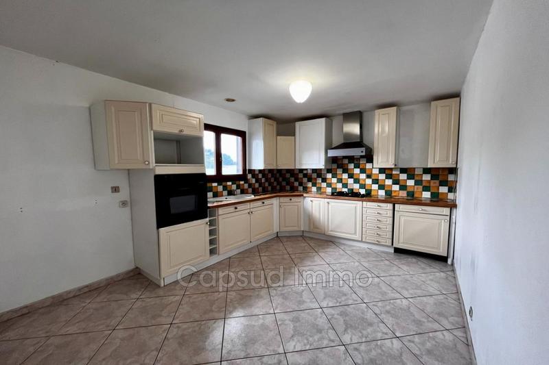 Maison - 180 m² - 5 pièces