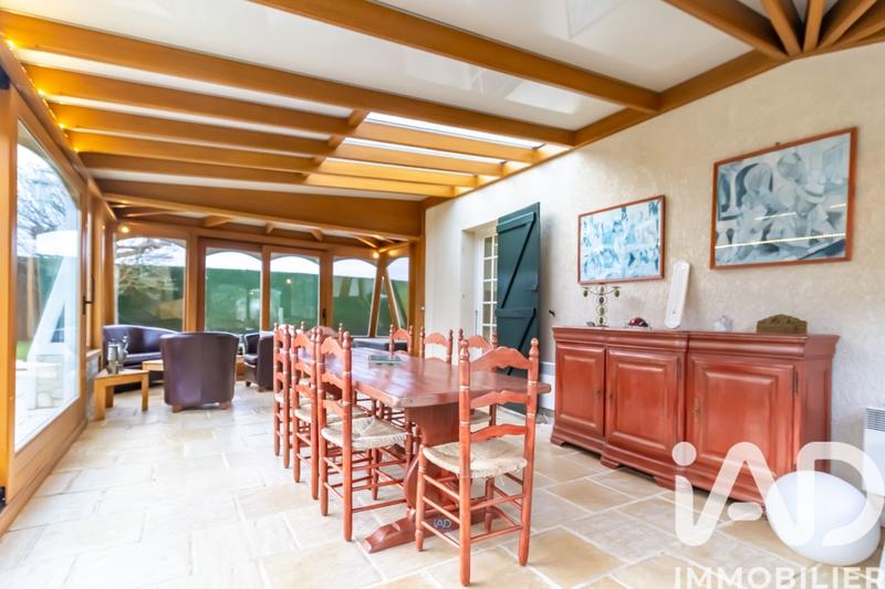 Maison - 180 m² - 7 pièces