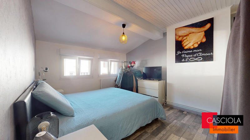 Maison - 85 m² - 4 pièces