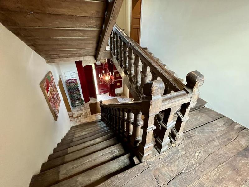 Maison de maîtres - 411 m² - 7 pièces