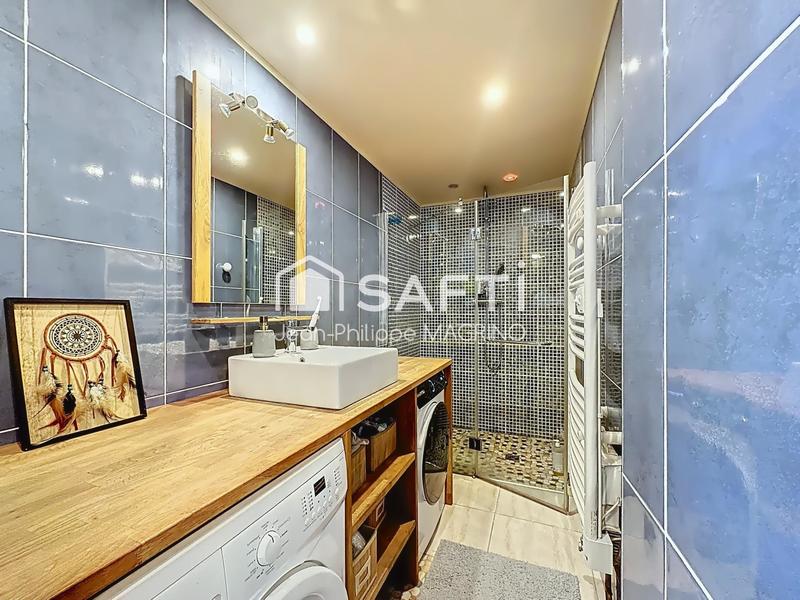 Maison - 104 m² - 4 pièces