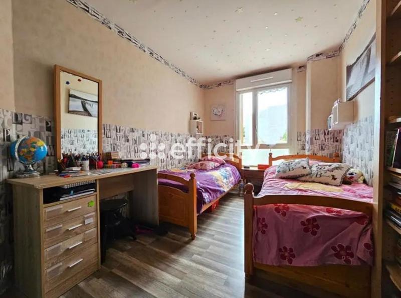 Appartement - 84 m² - 5 pièces