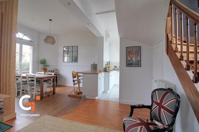 Maison - 118 m² - 7 pièces