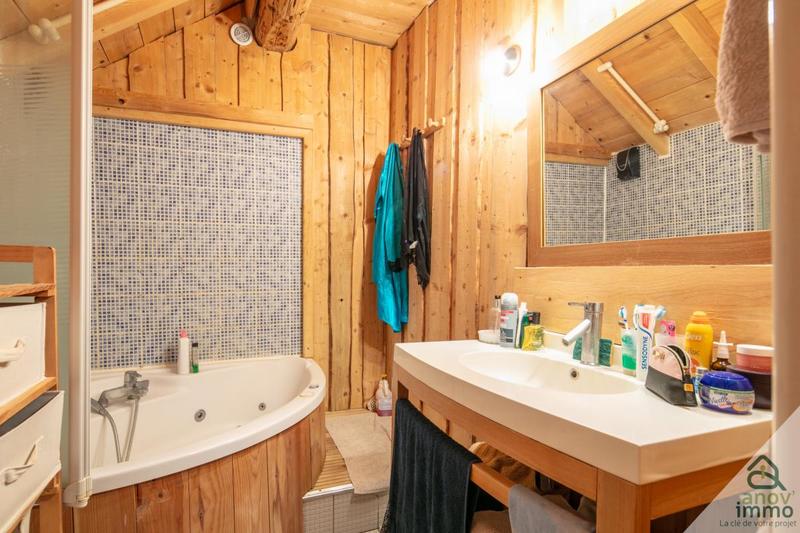 Fonds de commerce - Local commercial - 384 m²