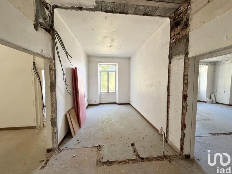 Maison - 800 m² - 11 pièces