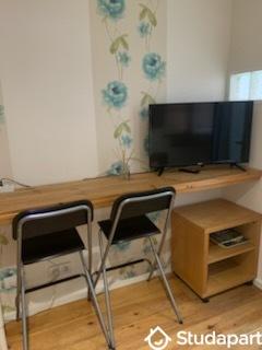 Chambre - 11 m² - 1 pièce