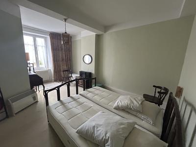 Maison traditionnelle - 158 m² - 7 pièces