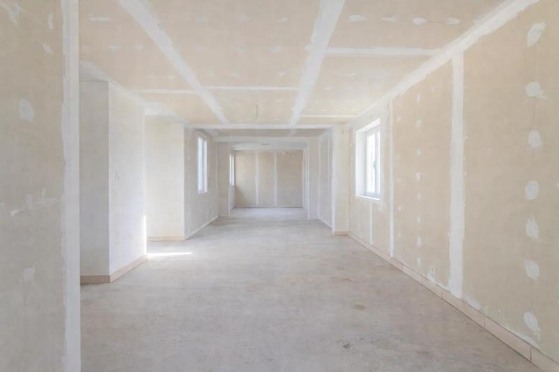 Maison - 280 m² - 8 pièces