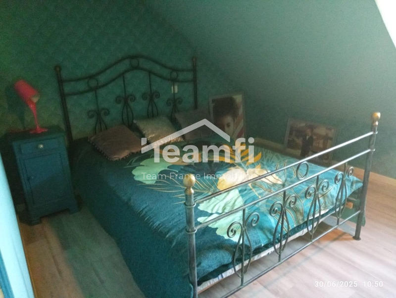 Maison - 121 m² - 6 pièces