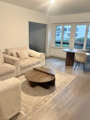 Appartement - 92 m² - 4 pièces