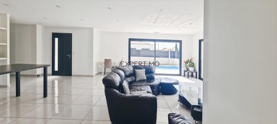 Villa - 133 m² - 4 pièces