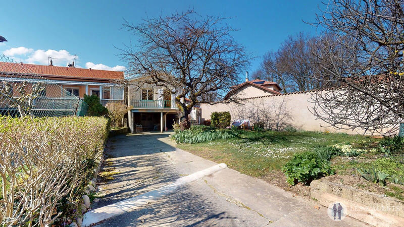 Maison - 176 m² - 5 pièces