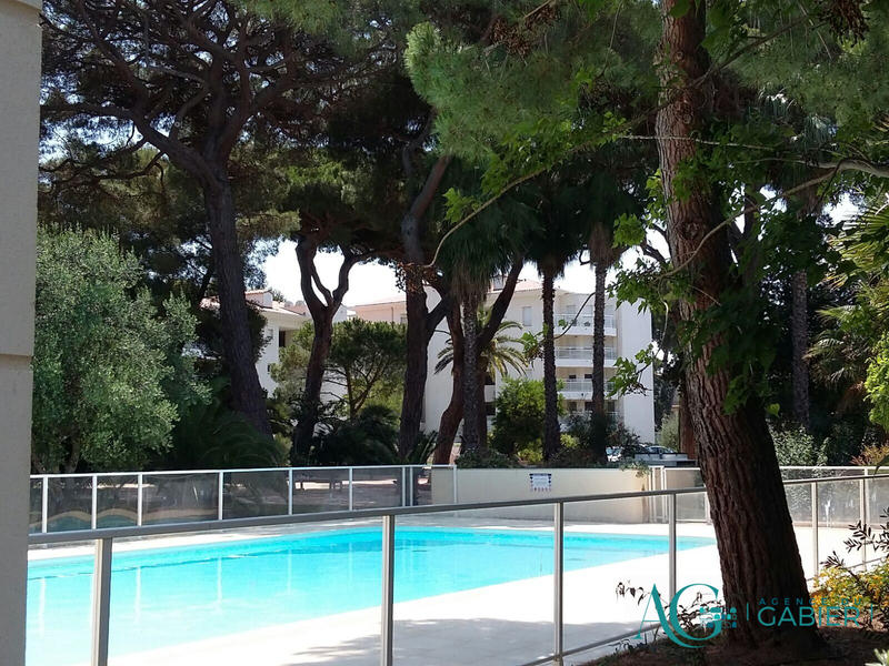 Appartement - 91 m² - 4 pièces