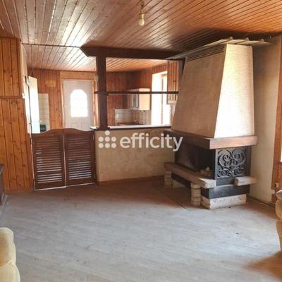 Maison - 80 m² - 4 pièces