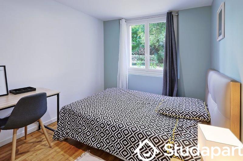 Chambre - 10 m² - 1 pièce