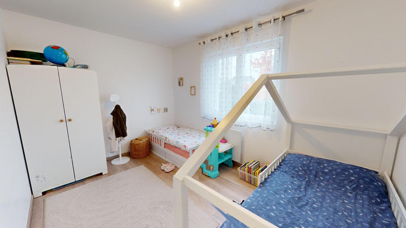 Maison - 137 m² - 6 pièces