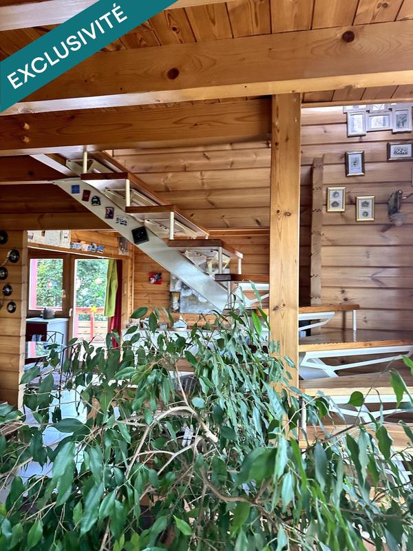 Maison - 132 m² - 8 pièces