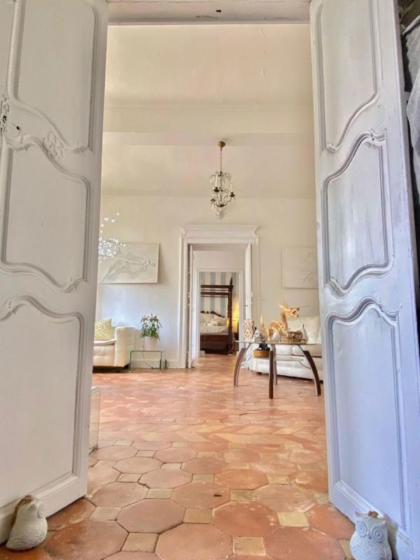 Château - 880 m² - 25 pièces