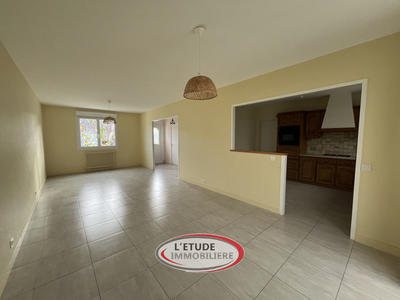 Maison - 104 m² - 6 pièces