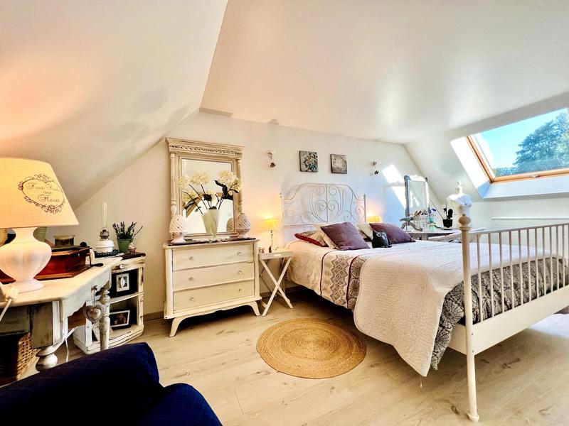 Maison - 185 m² - 7 pièces