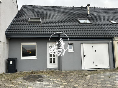 Maison - 89 m² - 5 pièces