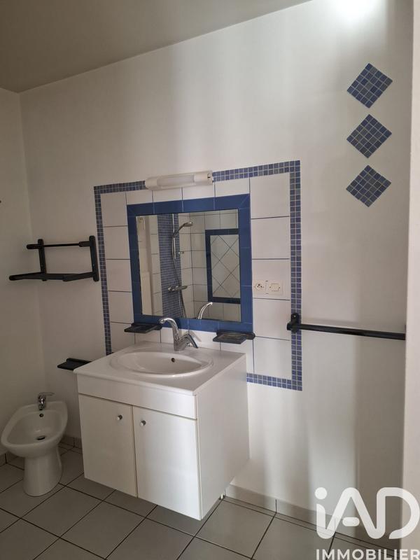 Maison - 220 m² - 8 pièces