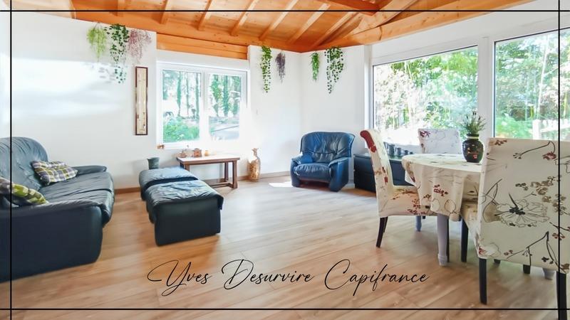 Maison - 280 m² - 8 pièces