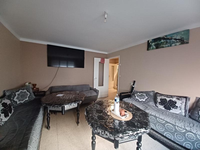 Appartement - 75 m² - 3 pièces