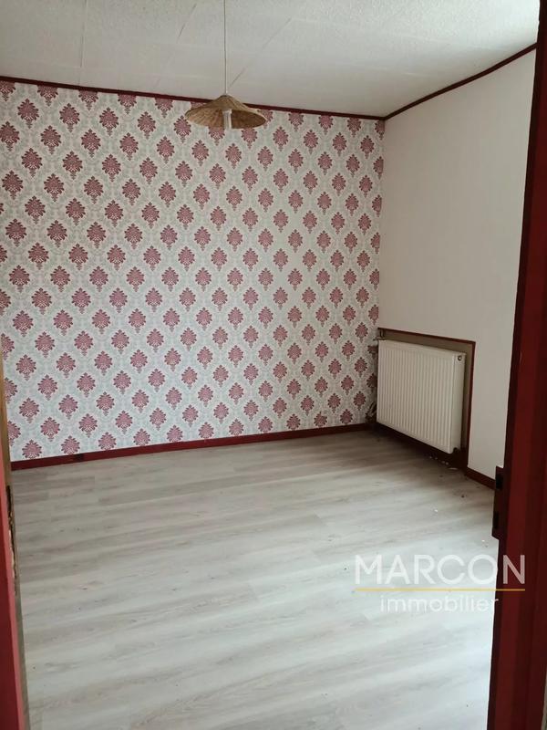 Maison - 417 m² - 14 pièces