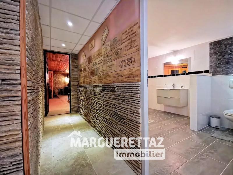 Villa - 352 m² - 10 pièces